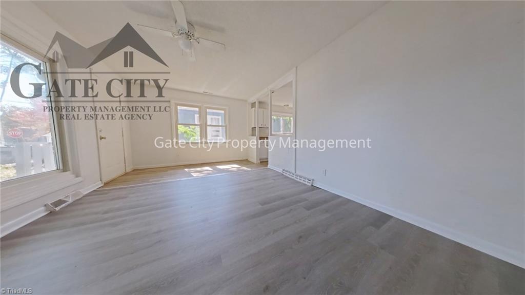 1903 Apex Place Property Photo 3