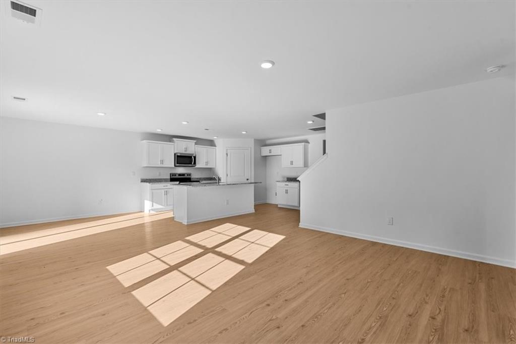 436 Jackson Way Property Photo 23