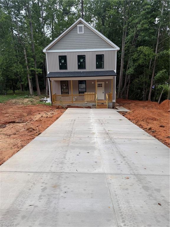215 Carriage Loop Property Photo 1