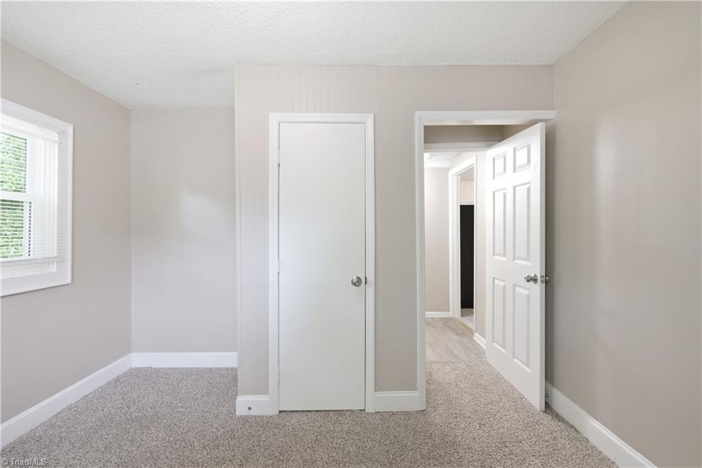1616 Guyer Street Property Photo 5