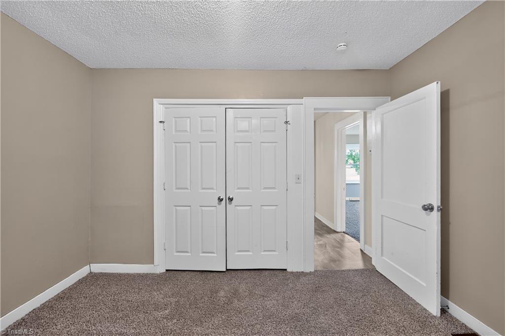 1616 Guyer Street Property Photo 17