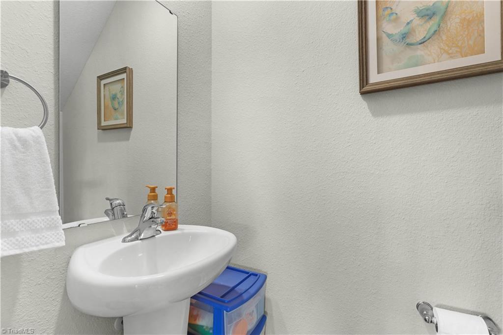 310 Mcclellan Trail Property Photo 16