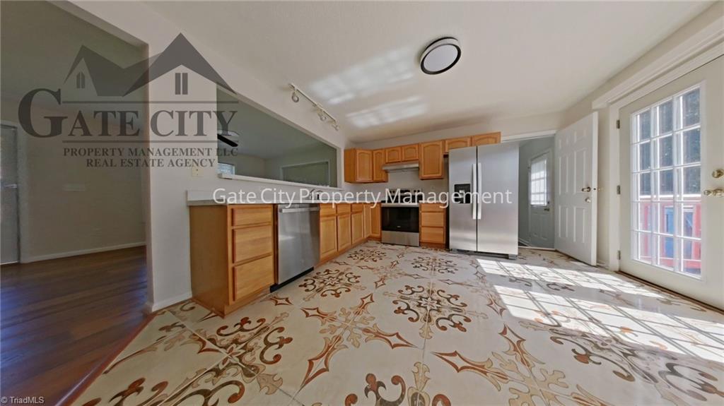 301 Cloverdale Drive Property Photo 2