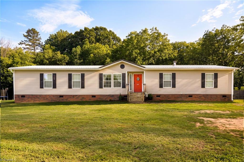 837 Joe Road Property Photo 1