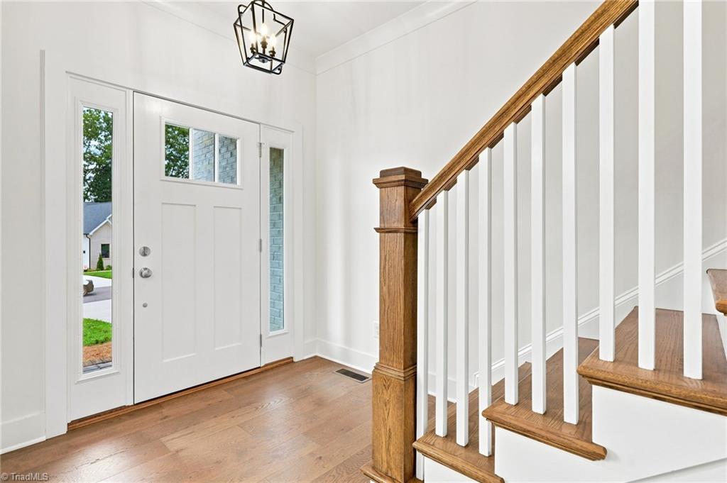 377 Lenalan Drive Property Photo 11