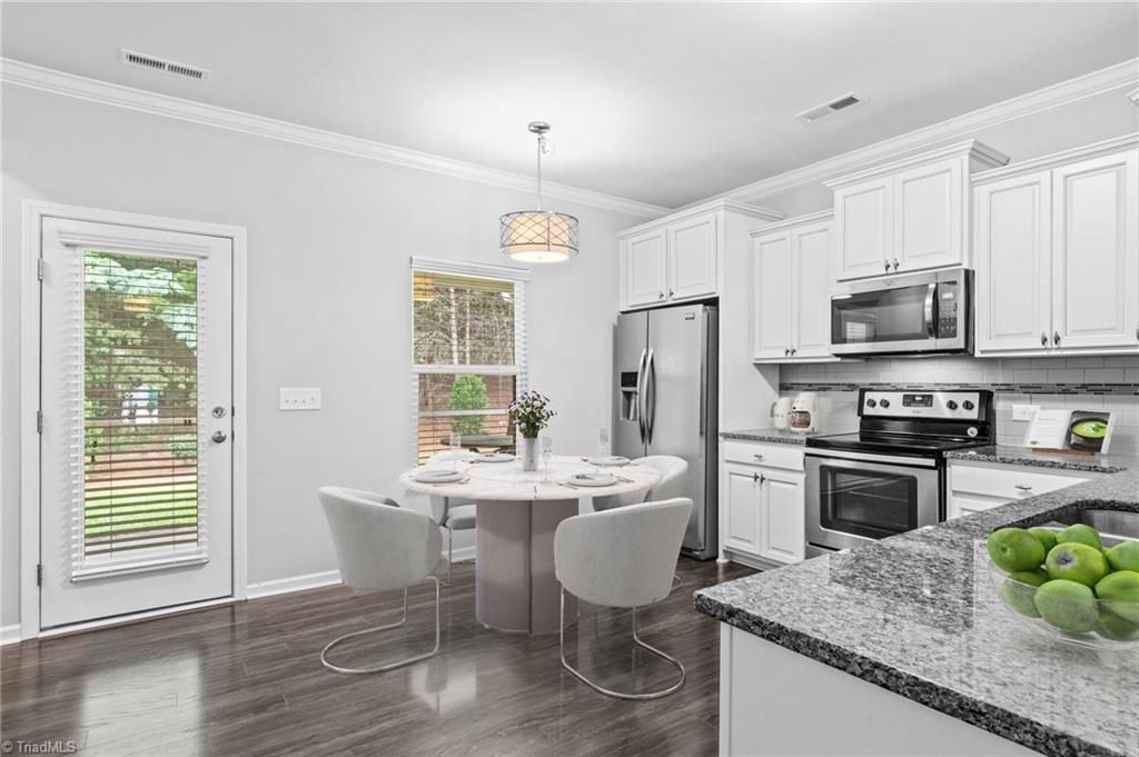 3714 Littlebrook Drive Property Photo 11
