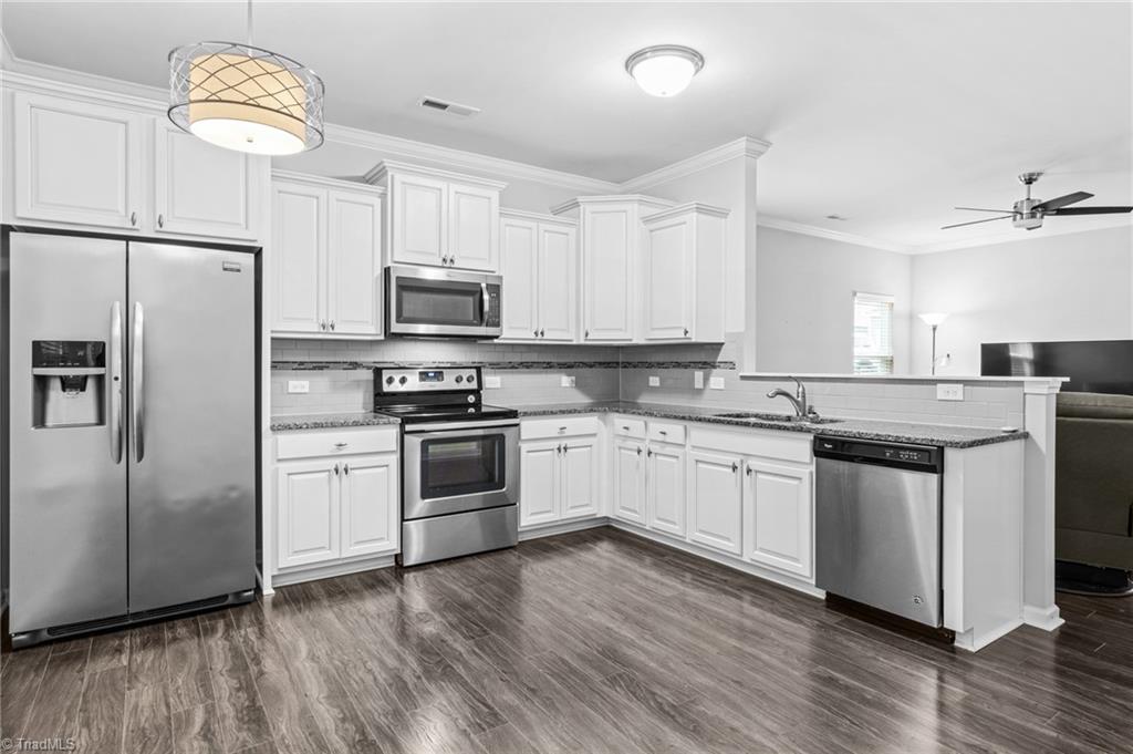 3714 Littlebrook Drive Property Photo 13