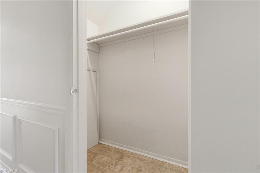 2902 Saint Marks Road Property Photo 16