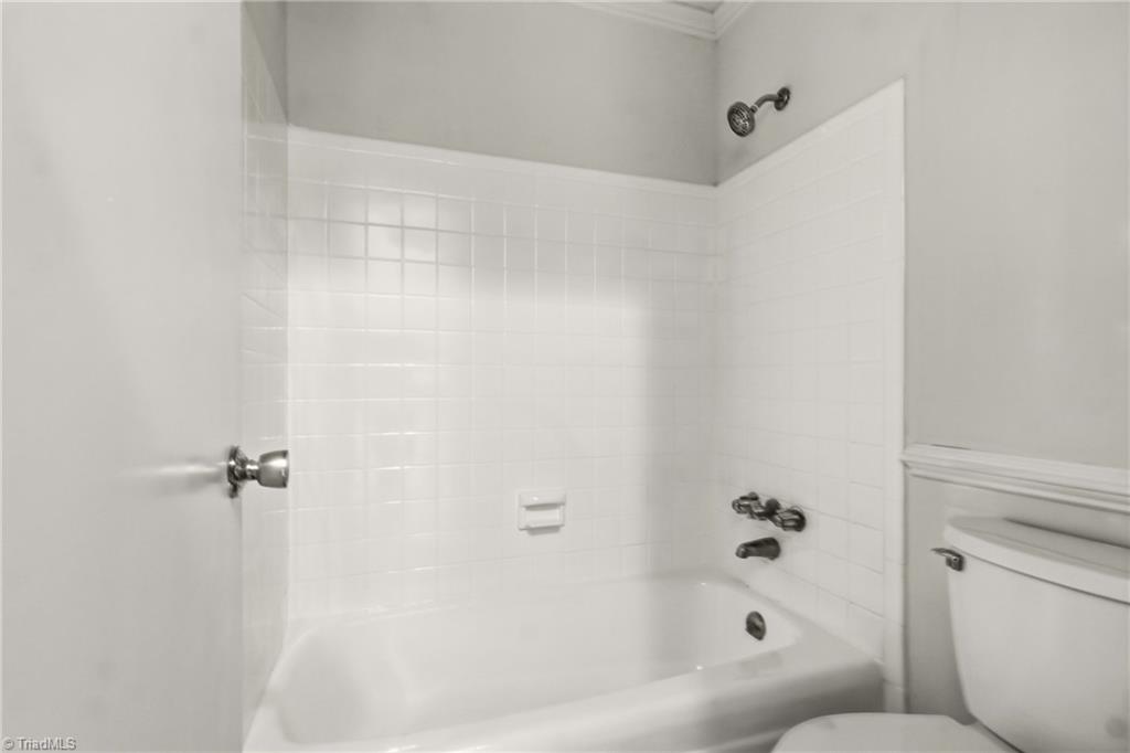 2902 Saint Marks Road Property Photo 23
