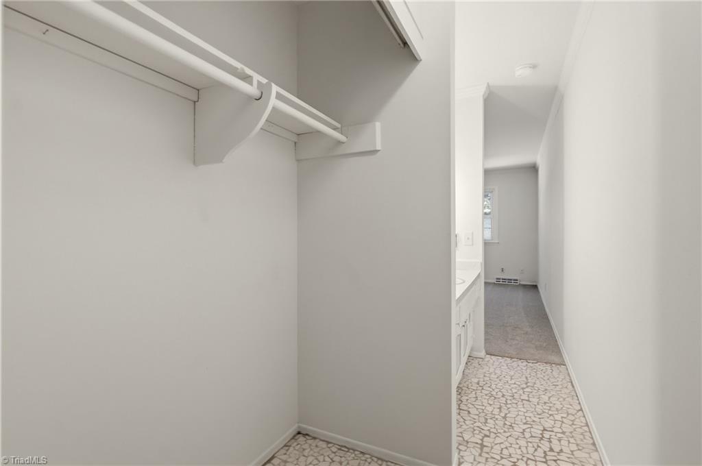 2902 Saint Marks Road Property Photo 24