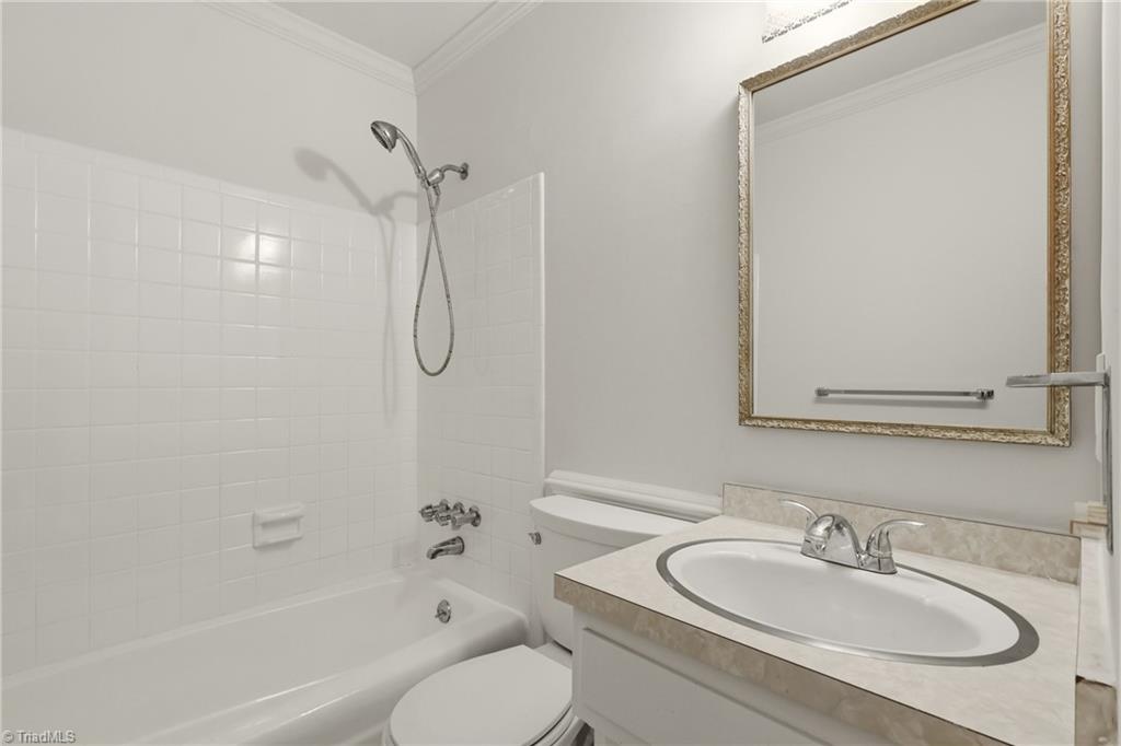 2902 Saint Marks Road Property Photo 27