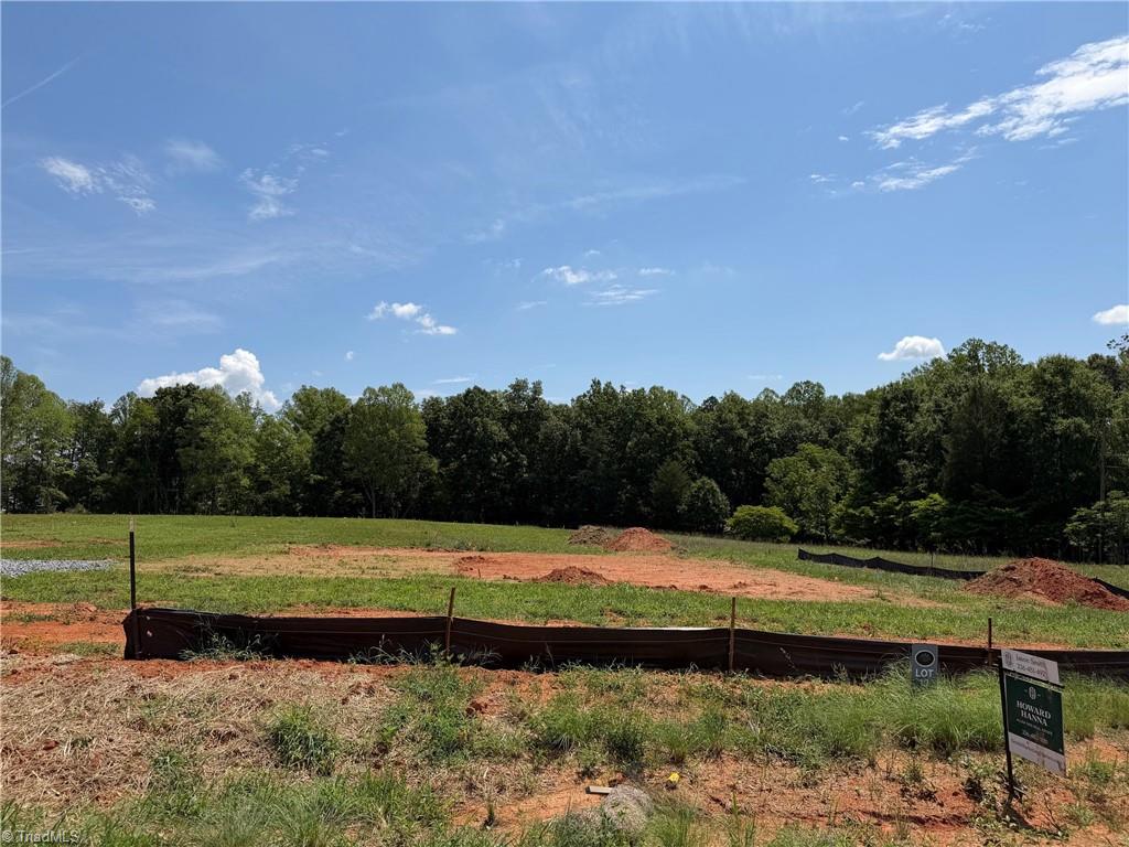 7804 Duggins Drive Property Photo 3