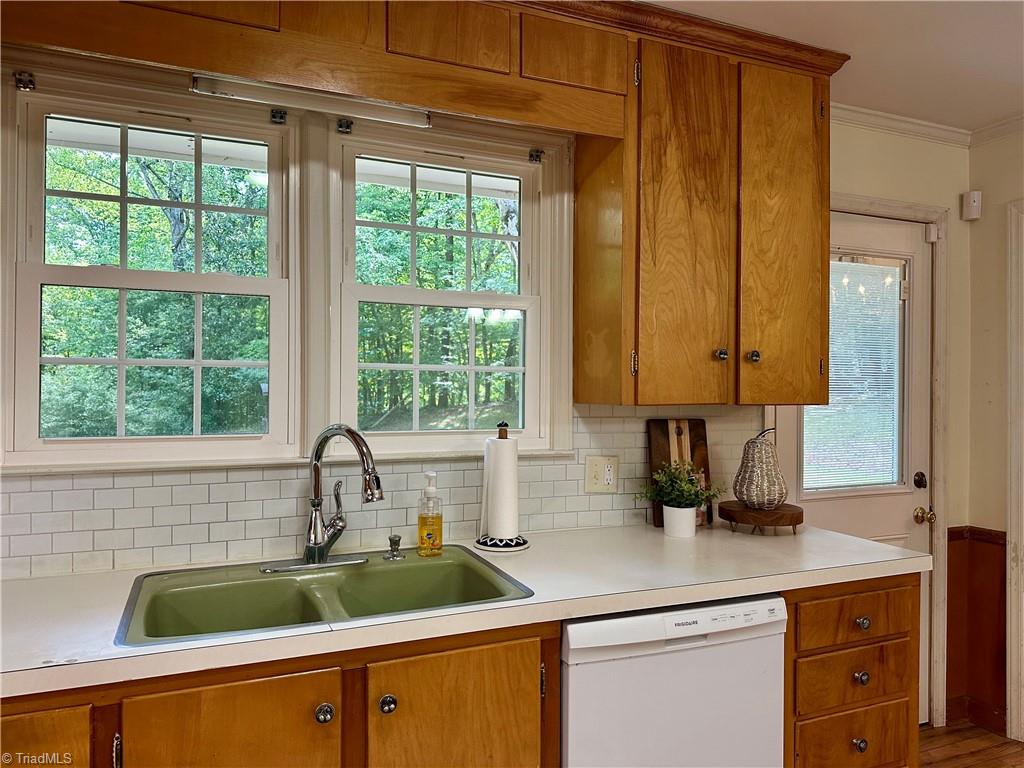 549 Conrad Road Property Photo 17