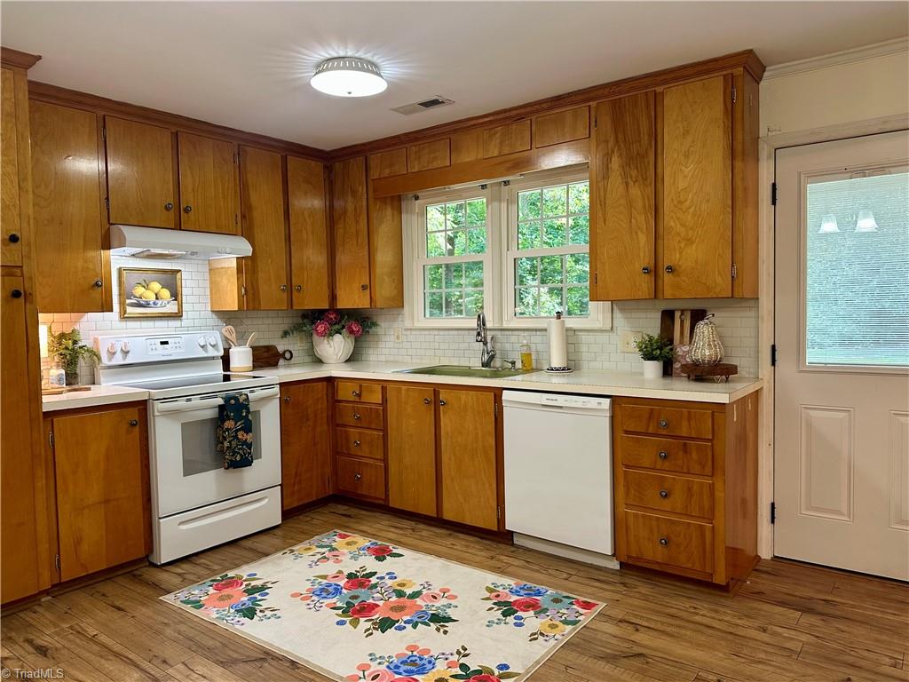 549 Conrad Road Property Photo 19