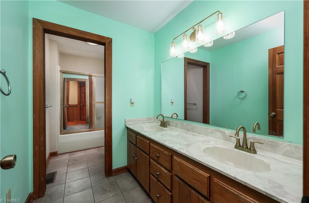 2717 Nc Highway 49 S Property Photo 13