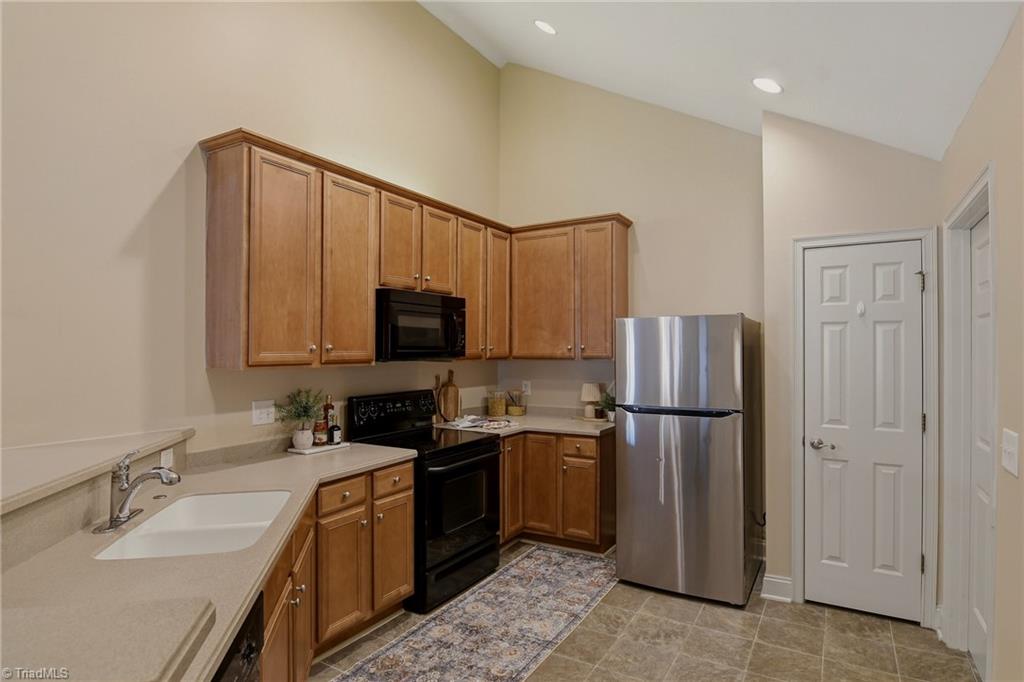 3476 Waterwheel Circle Property Photo 13
