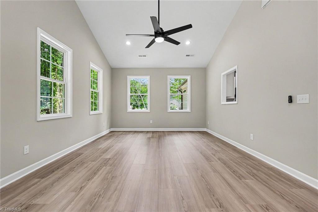 125 City Line Drive Property Photo 9
