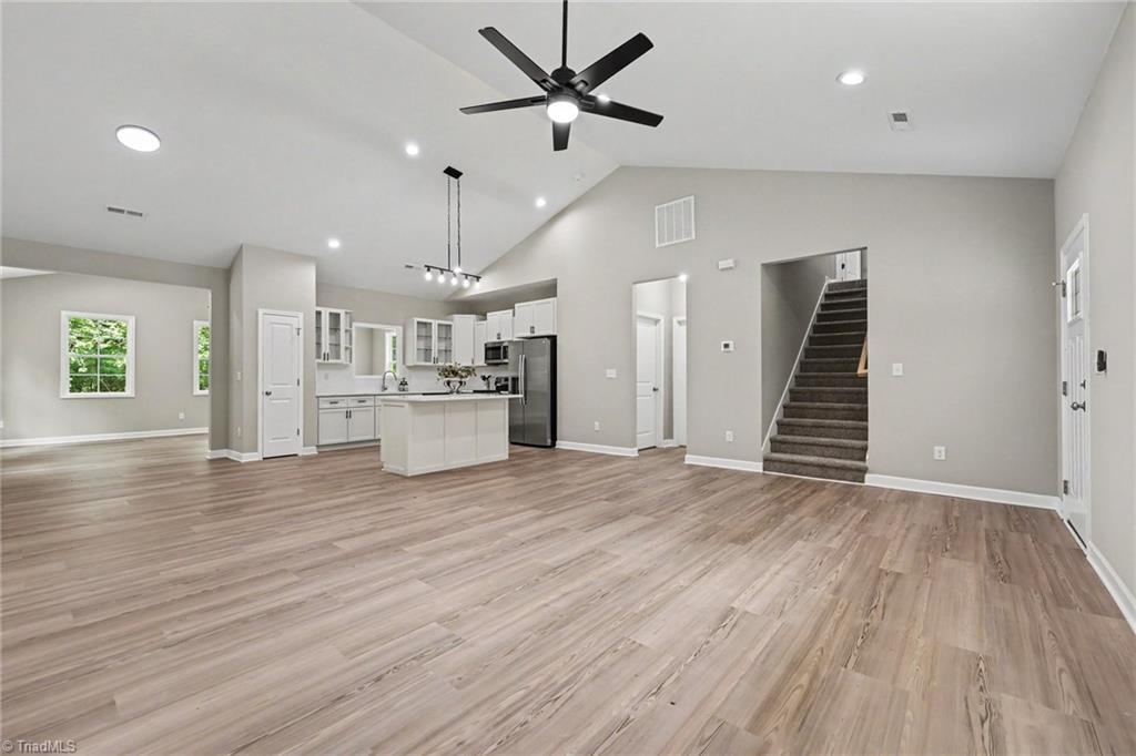 125 City Line Drive Property Photo 18