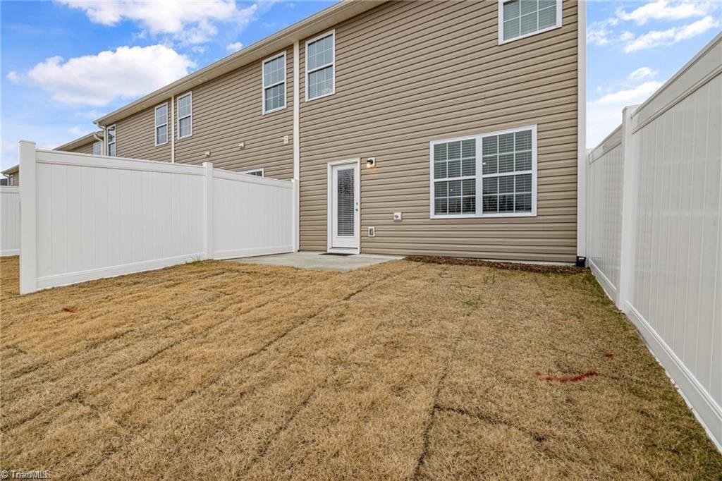 5621 Carrington Court Property Photo 12