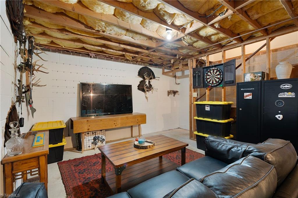 524 Rock Cliff Court Property Photo 11