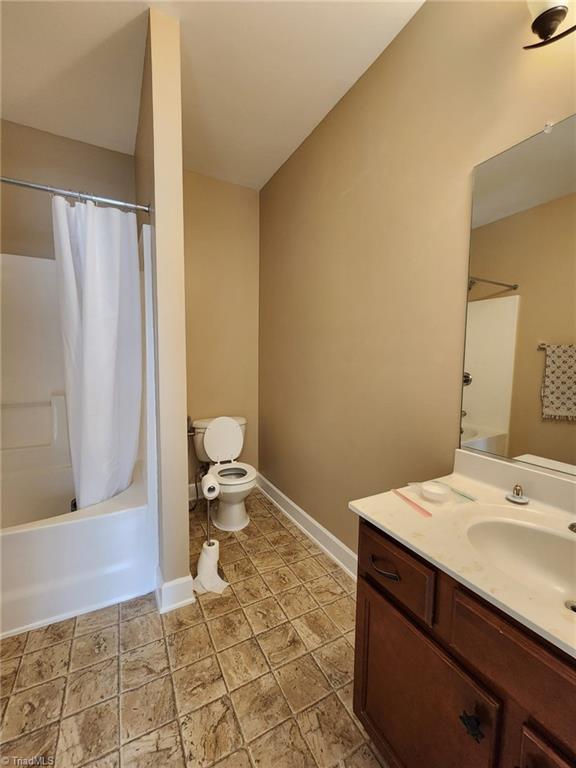 5425 Broadleaf Road Property Photo 2