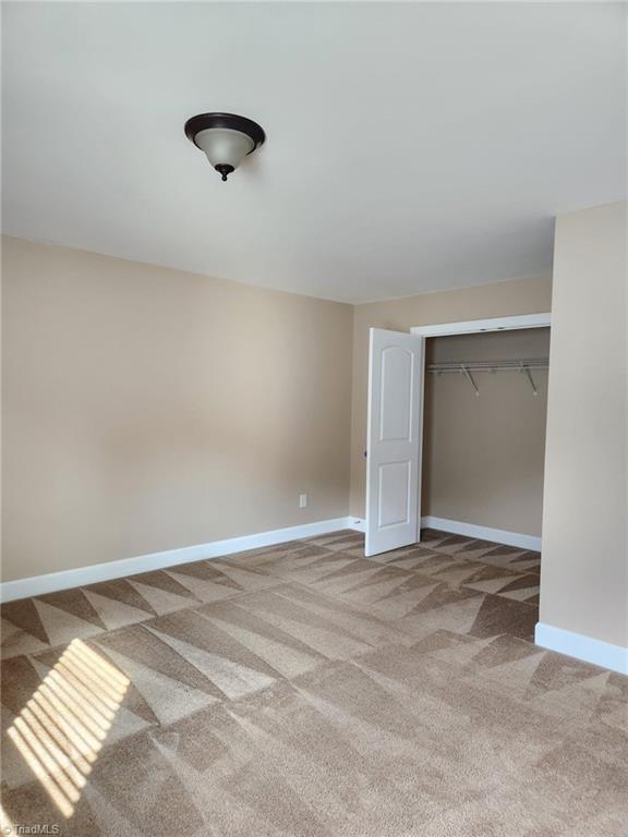 5425 Broadleaf Road Property Photo 6