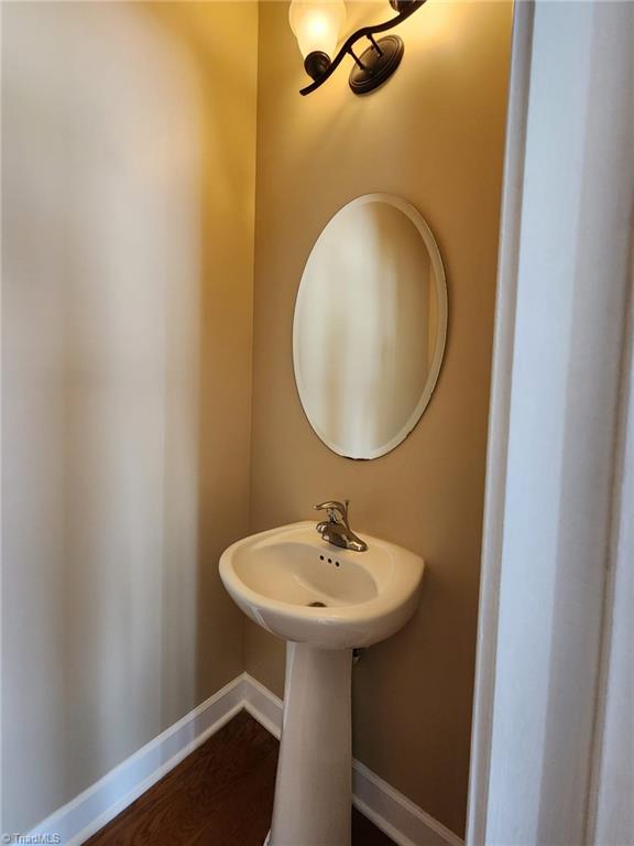 5425 Broadleaf Road Property Photo 12