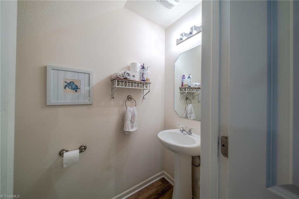 1166 Brooksridge Way Property Photo 7