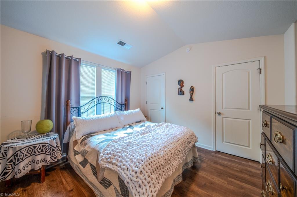 1166 Brooksridge Way Property Photo 11