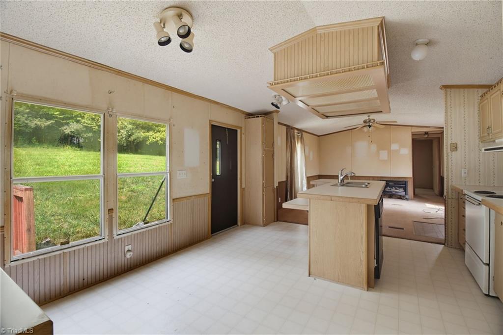 372 Gentry Road Property Photo 14