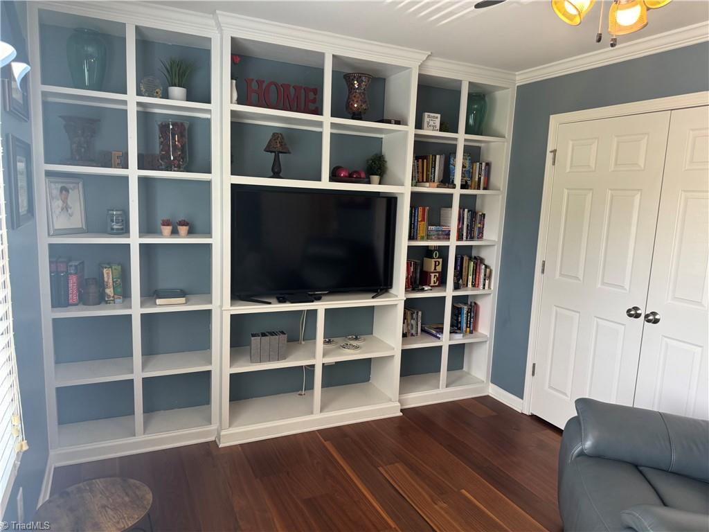 1228785 Property Photo 24