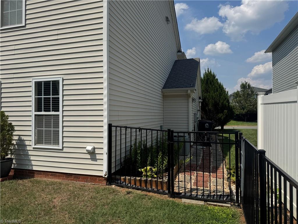 1228785 Property Photo 29