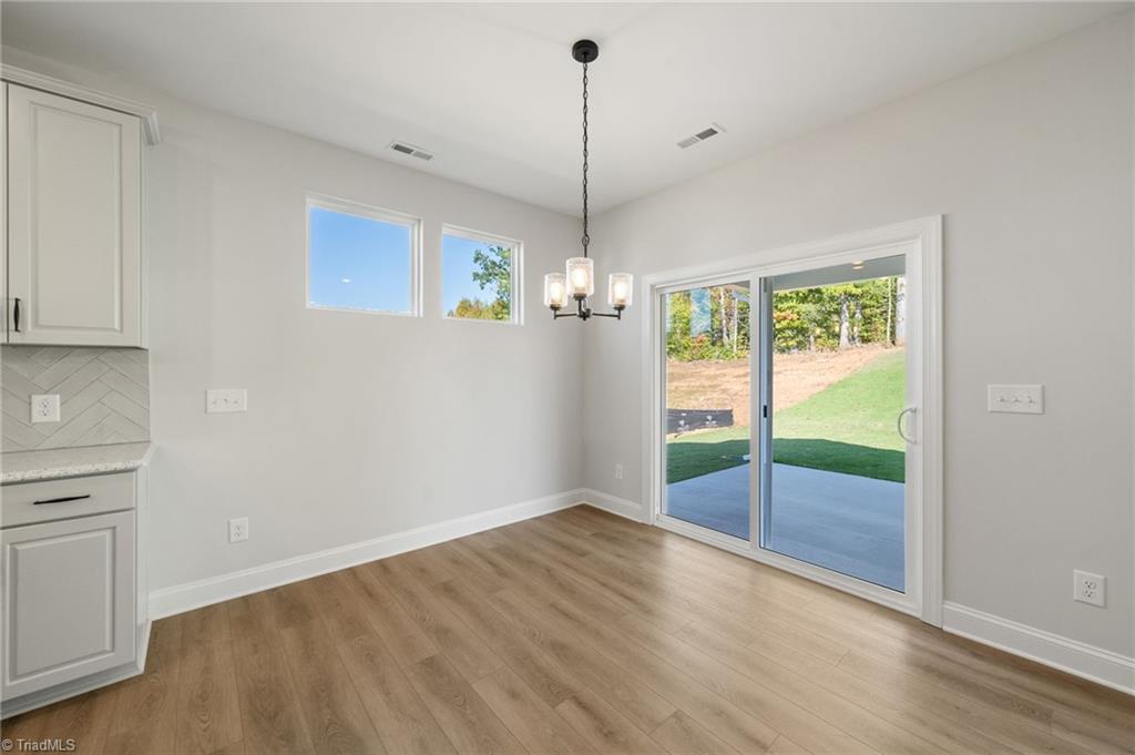 878 Brooklet Court Property Photo 17