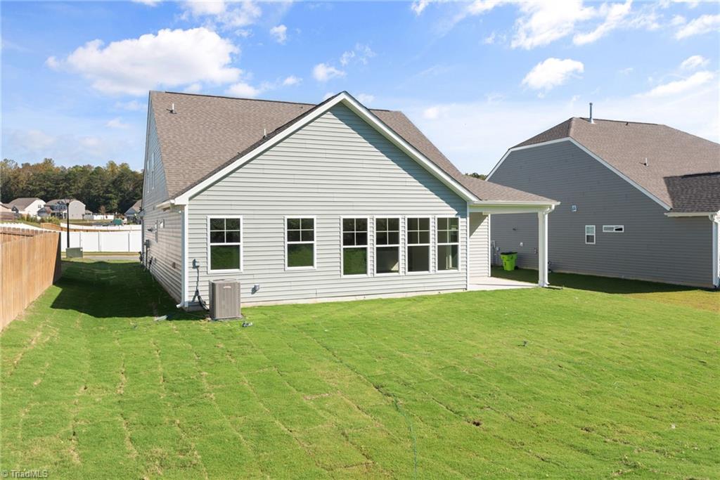 746 Brooklet Court Property Photo 7