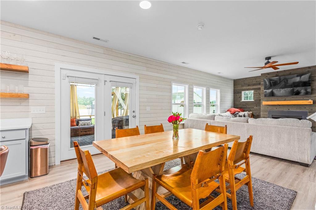 1302 Leyland Terrace Property Photo 12