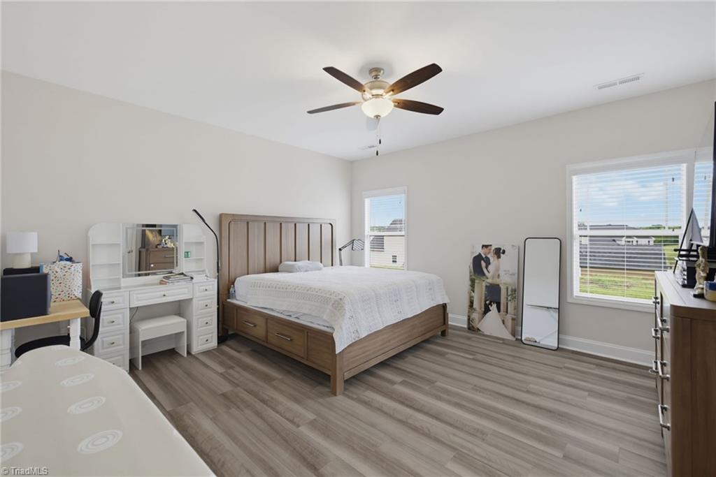 668 Palomino Mustang Drive Property Photo 13