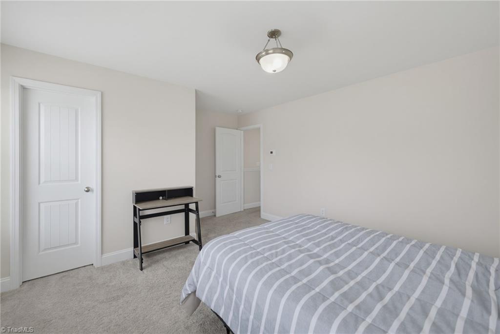 668 Palomino Mustang Drive Property Photo 20