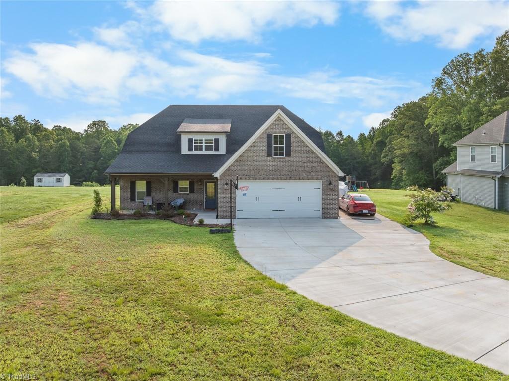 4844 Old Thomasville Road Property Photo 1