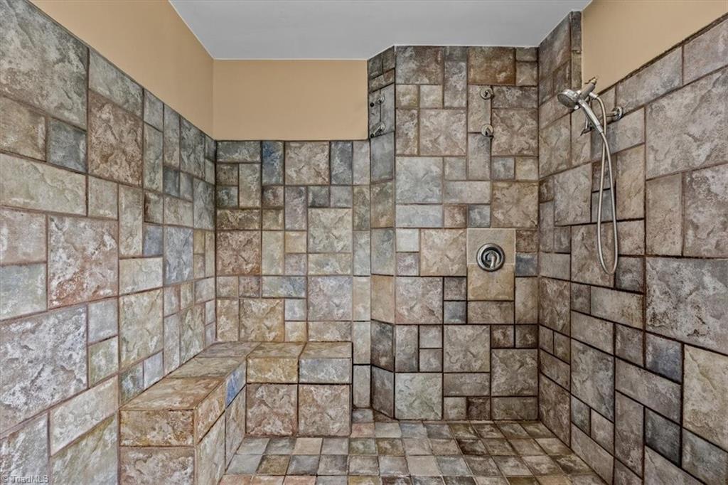 4904 Jessup Grove Road Property Photo 20