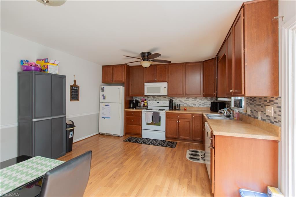 5343 Mapleton Street Property Photo 6