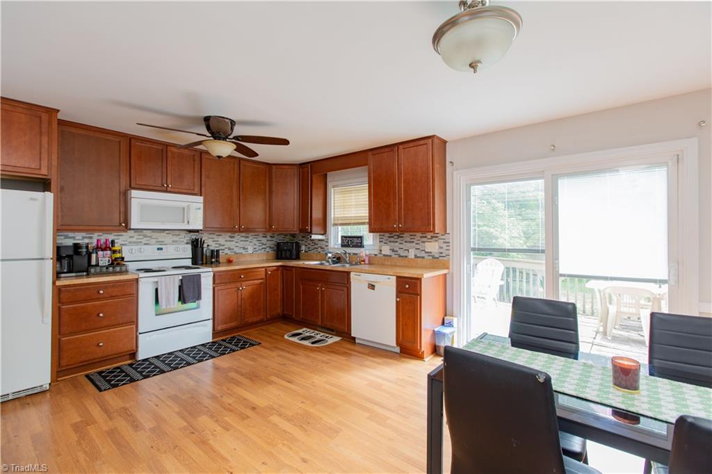 5343 Mapleton Street Property Photo 7
