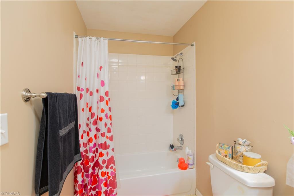 5343 Mapleton Street Property Photo 17