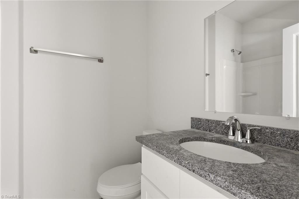 205 E Springfield Road Property Photo 7