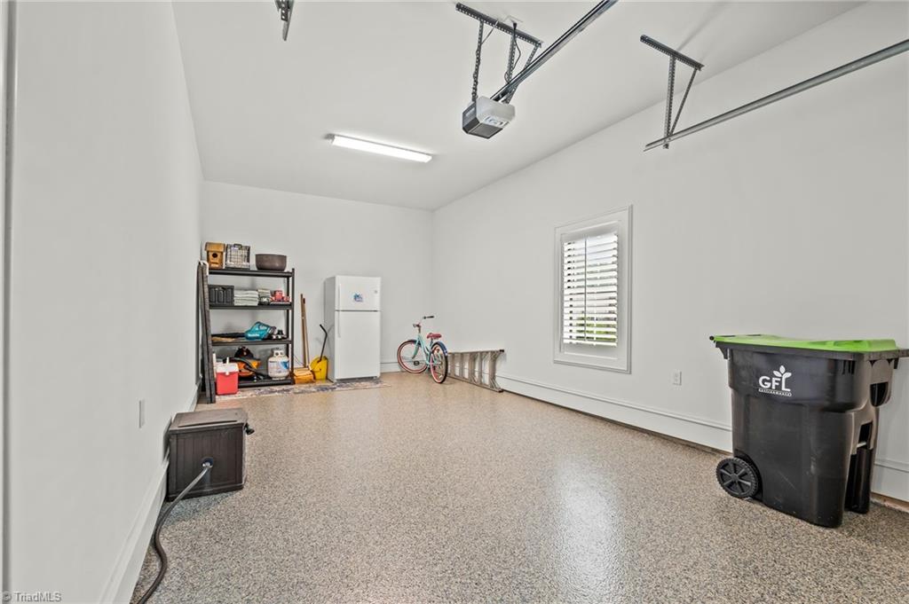 8111 Falcon Trail Property Photo 47