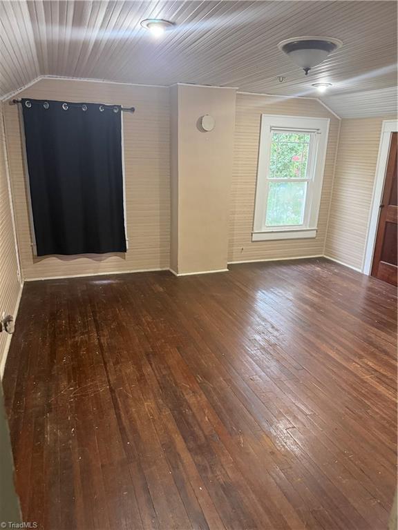 2187 Hickory Tree Road Property Photo 9