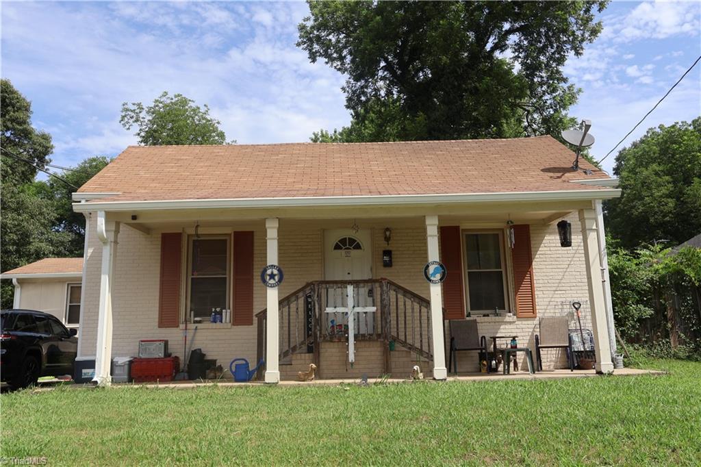 504 Oak Street Property Photo 1