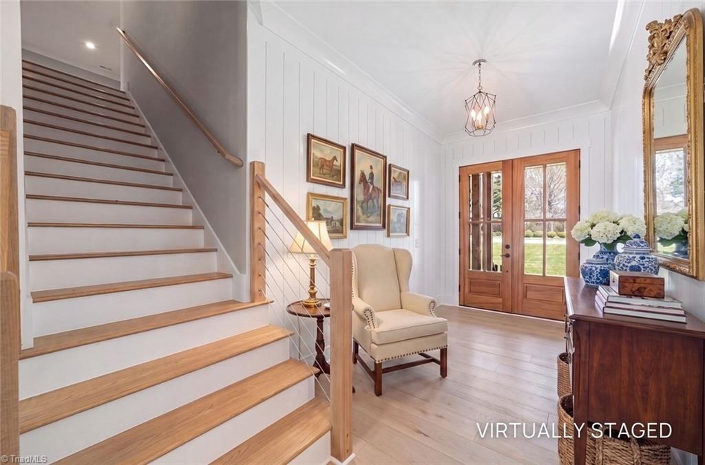 3973 Valley View Circle Property Photo 3
