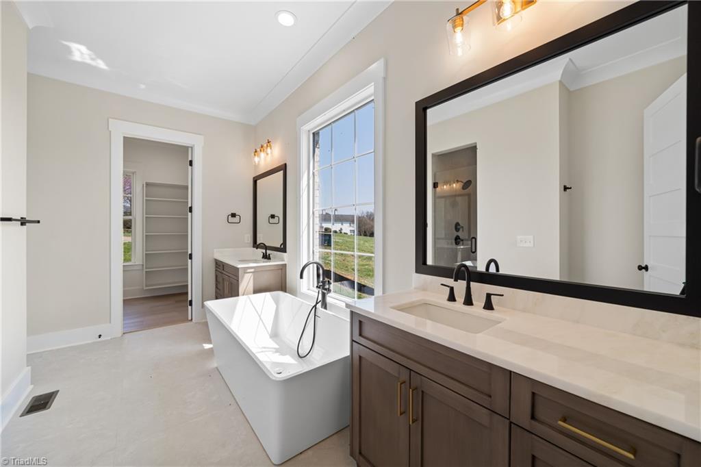 3973 Valley View Circle Property Photo 20