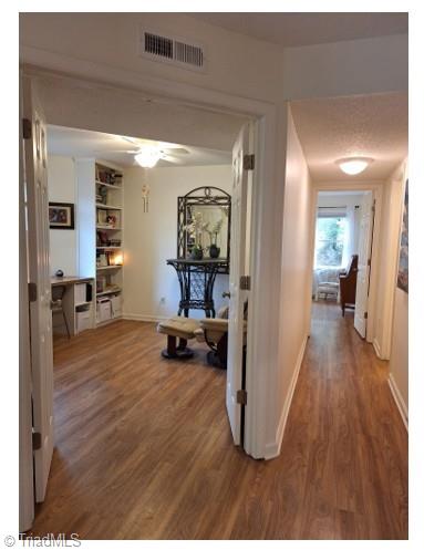 5928 W Friendly Avenue # D Property Photo 5