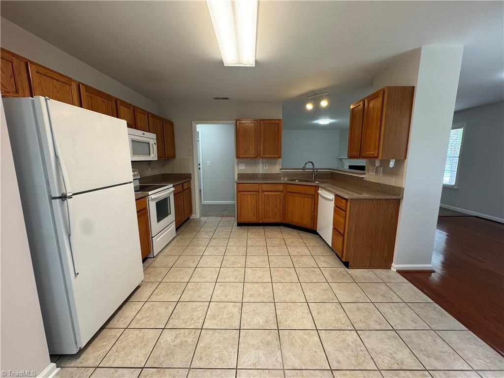 1801 Harper Spring Drive Property Photo 9